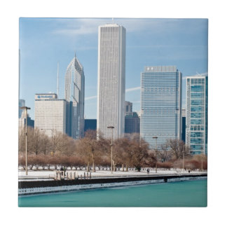 Chicago-Skyline über gefrorenem Michigansee Fliese