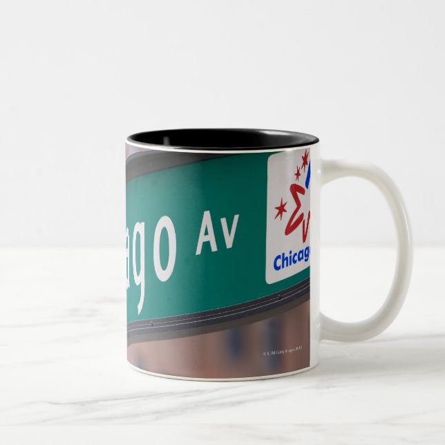 Chicago- und Michigan-Alleen-Wegweiser, Chicago, Zweifarbige Tasse (Rechts)