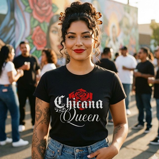 Chicana Queen Rote Rose-Shirt T-Shirt (Chicana Queen Red rose tshirt)