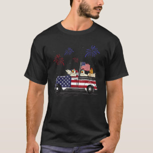 Chicken Ride Truck Amerikanische Flagge Feuerwerk T-Shirt