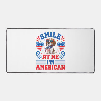 Chien Beagle patriotique pour 4 juillet