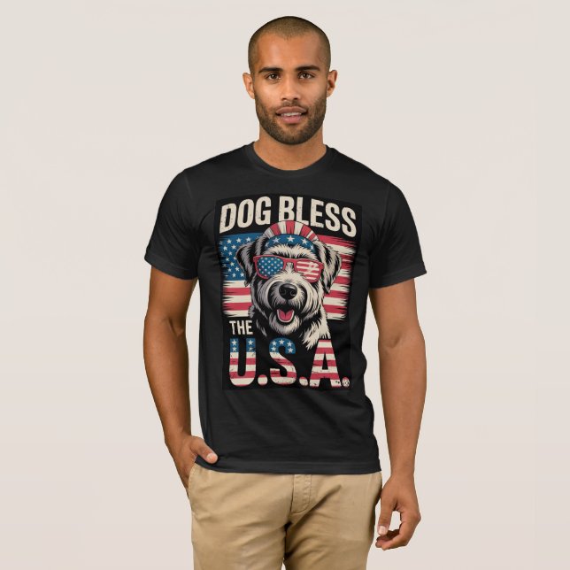Chien bénit le T-shirt USA (Devant entier)