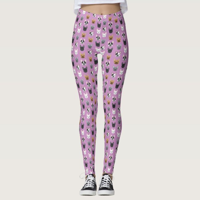 Chien de taureau français face à des leggings (Devant)