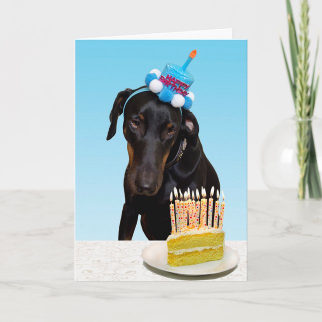 Chien drôle avec gâteau Carte d'anniversaire (Devant)