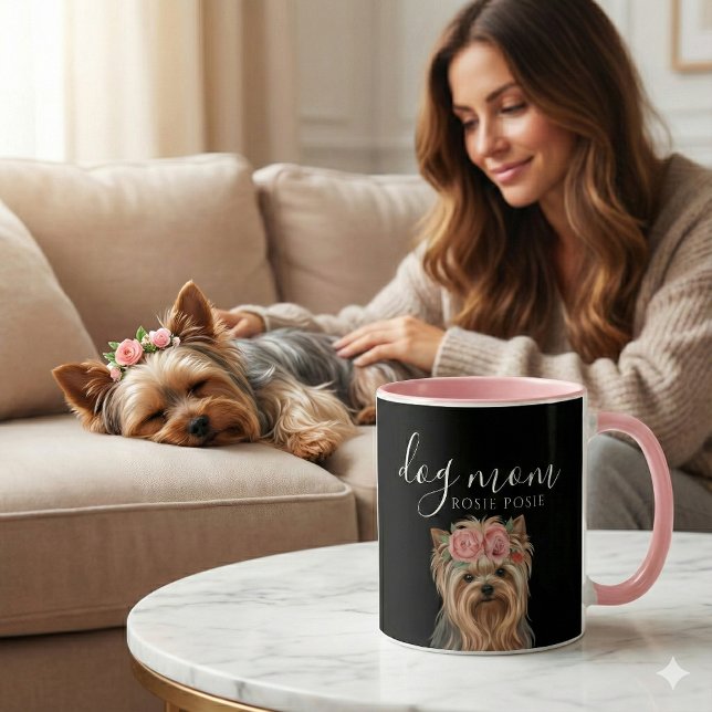 Chien Maman Mug (Celebrate a special dog mom with this cute personalized mug! )