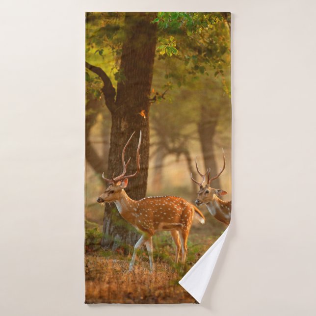 Chien ou cheetal, axe Axe, cerfs tachetés ou axi (Serviette de bain)