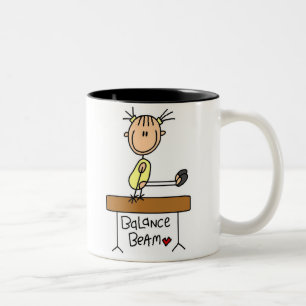 Chiffre gymnaste de bâton sur la tasse de faisceau