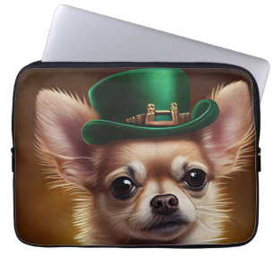 Chihuahua Dog in St. Patrick's Day Dress Laptopschutzhülle