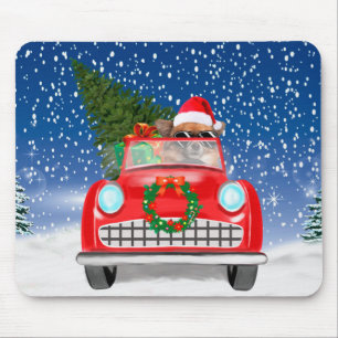 Chihuahua-Hund fährt Auto im Schnee Weihnachten Mousepad