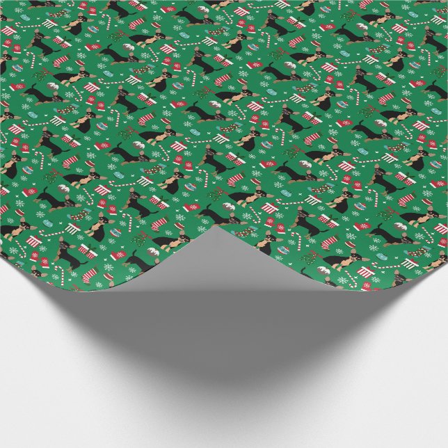 Chihuahua Hund Weihnachten schwarz und braun Geschenkpapier (Ecke)
