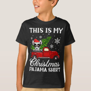 Chihuahua Hundfahrt roter LKW mit Weihnachtsbaum T-Shirt