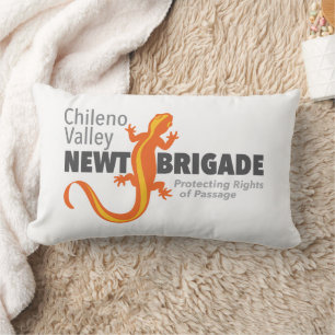Chileno Valley Newt Brigade Pillow Lendenkissen
