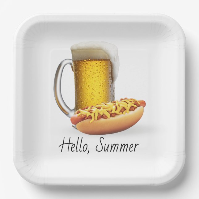 Chili Hot Dog und Bier auf Weiß Pappteller (Vorderseite)