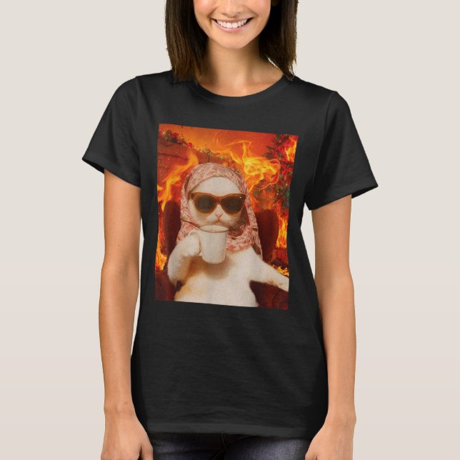 Chill Cat And Coffe Xmas Funny Cat Meme Y2k Joke  T-Shirt (Vorderseite)