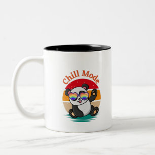Chill Mode Panda Zweifarbige Tasse