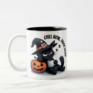 Chill Now - Trick Later Katze & Kürbis Halloween Zweifarbige Tasse