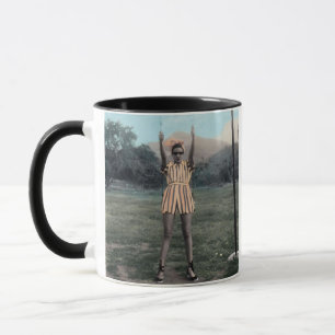 Chillin' Chica - Black Tasse