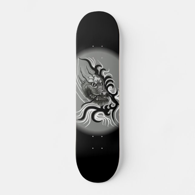 China Dragon im Tattoostil Skateboard (Vorderseite)