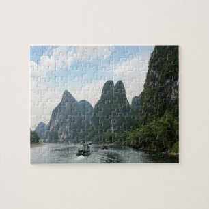 China, Guilin, Li-Fluss, Flussboote säumen den
