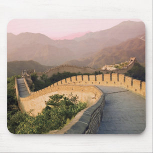 China, Kreis Huairou, Sonnenuntergang über dem Mousepad