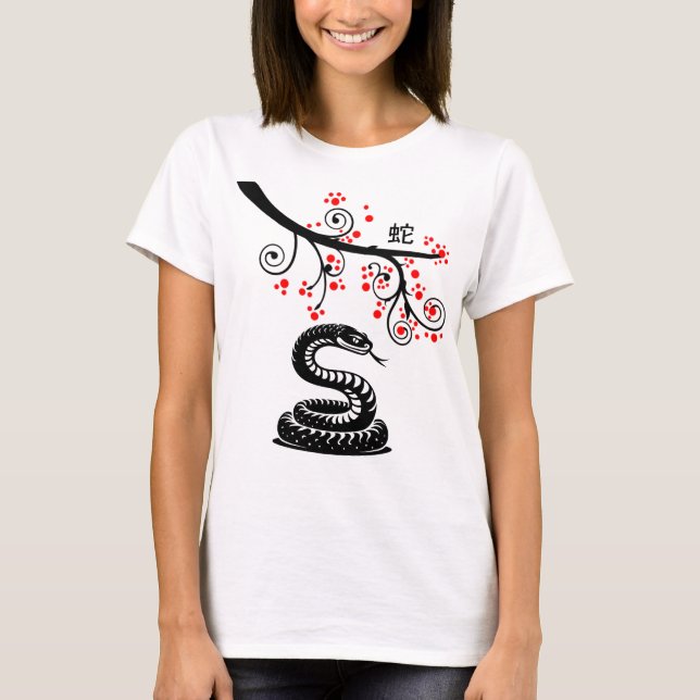 Chinesische Schlange und rote Blüten T-Shirt (Vorderseite)