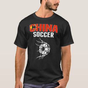Chinesischer Fußballball im Netz Tor Chinesische T-Shirt