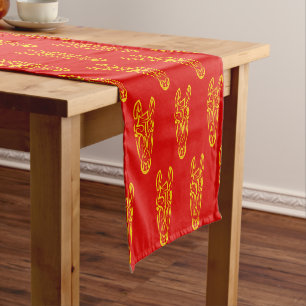Chinesisches Mondneujahr des Pferdes 2026 4724 Feu Kurzer Tischläufer