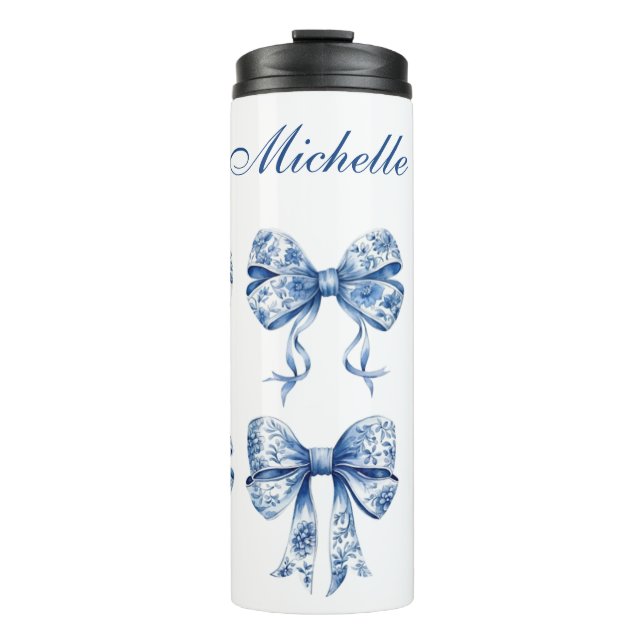 Chinoiserie Bow Coquette Thermosbecher (Vorderseite)