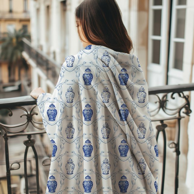 Chinoiserie Ginger Jar Monogram  Fleecedecke (Ginger Jar Fleece Blanket)