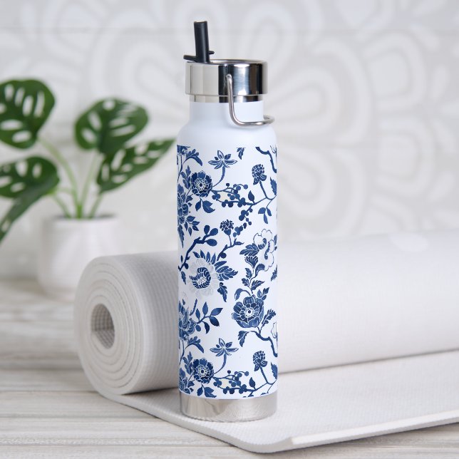 Chinoiserie Shades of Blue Trinkflasche (Yoga)