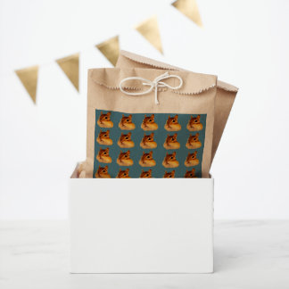Chipmunk bevorzugt Taschen. シ ス 模 の 紙 リ vor dem Ki Geschenktütchen