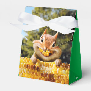 Chipmunk Eating Corn Geschenkschachtel