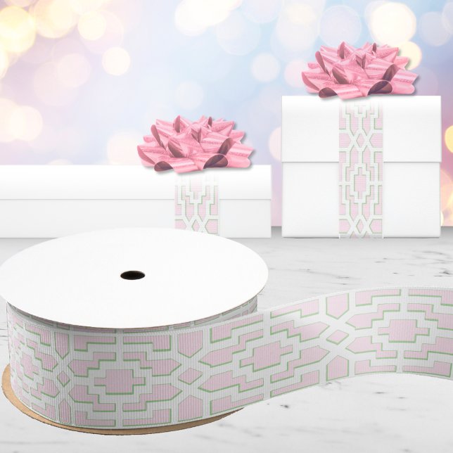 Chippendale Fret in Pink and Green Ripsband (Von Creator hochgeladen)