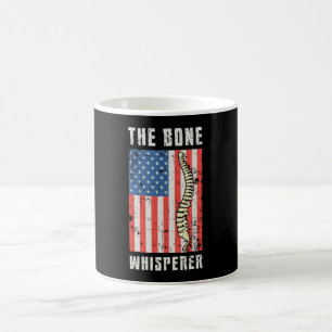 Chiropraktiker der Knochentaucher-Wirbelsäule Kaffeetasse