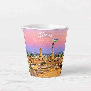 Chiva, Usbekistan - Antike Festung Silhouette Klei Milchtasse
