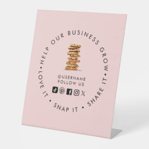 Chocolate Chip Cookie Bakery Social Media folgen Sockelschild