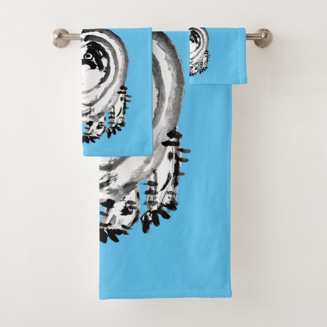 Chonky Striped Japanese Tabby Cat Badhandtuch Set (Insitu)