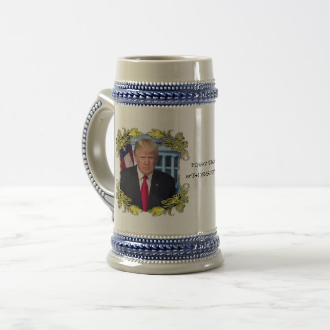 CHOPE À BIÈRE DONALD TRUMP (Devant gauche)