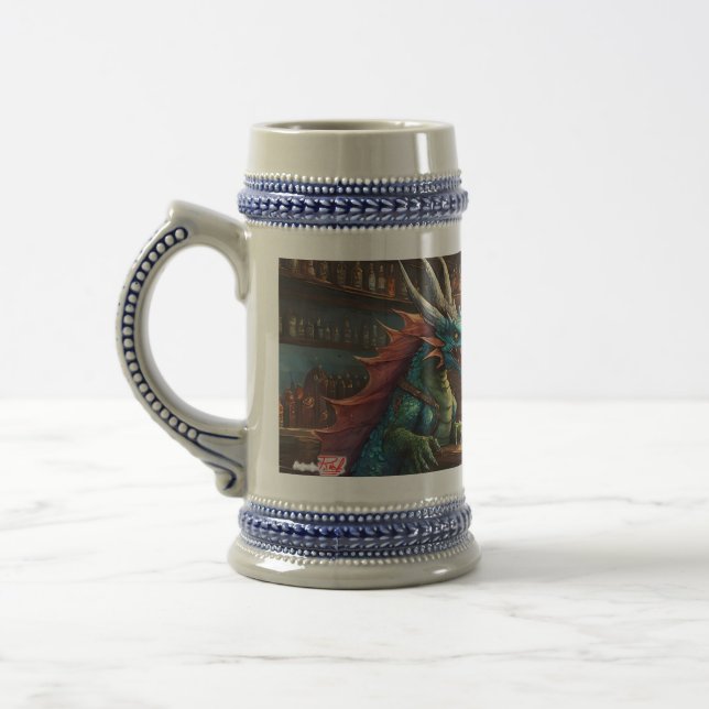 Chope À Bière Dragons avec une pinte design par Rich AMeN Gill (Gauche)