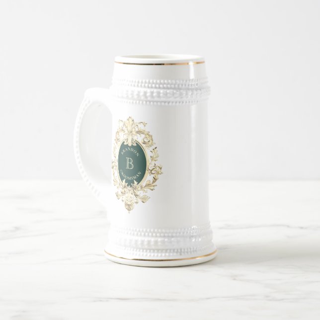 Chope À Bière Groomsmen Monogramme Baroque (Devant gauche)