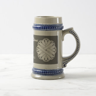 Chope À Bière Ruban de fleurs blanches par Kenneth Yoncich Modèl