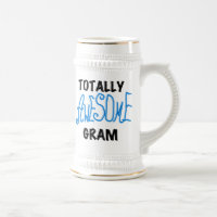 T-shirts bleus et cadeaux de gramme totalement