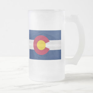 Chope Givrée Drapeau du Colorado avec arrière - plan de montagn