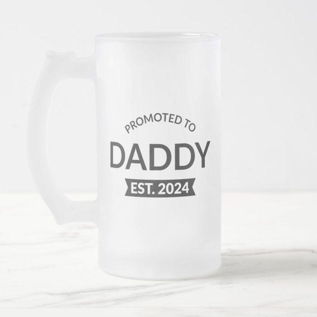 Chope Givrée Promu À Daddy Est. 2024 II (Gauche)