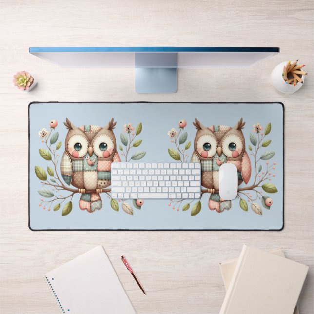 Chouette en écaille dans le bois lunaire (Bureau 1)