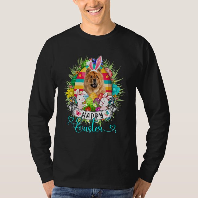 Chow Chow Hund in Ostereier Basket Bunnies Happy T-Shirt (Vorderseite)