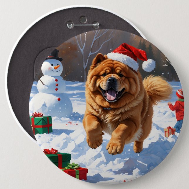 Chow Chow läuft im Schnee mit Weihnachtsmütze Button (Vorne & Hinten)