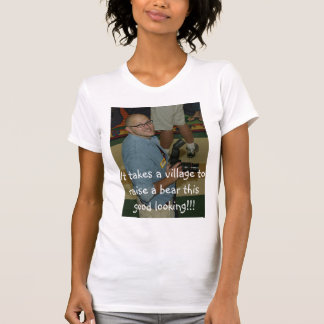 Chris in der Bärn-Kleidung T-Shirt