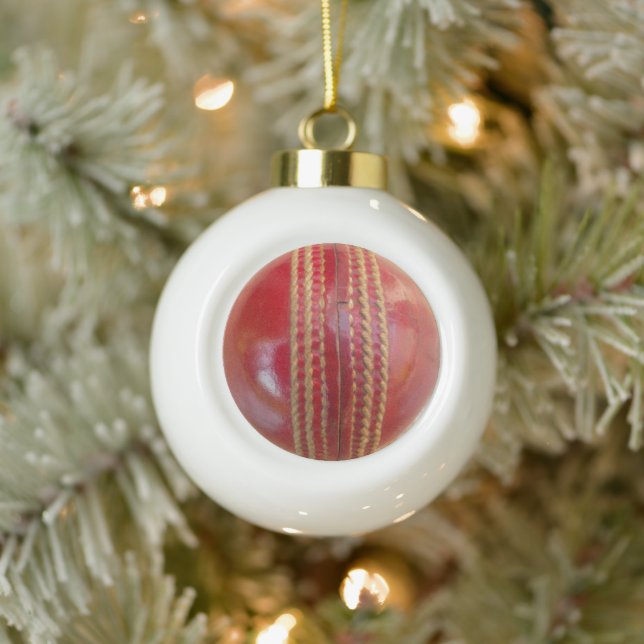Christbaumschmuck im Cricket Ball, Keramik Kugel-Ornament (Baum)
