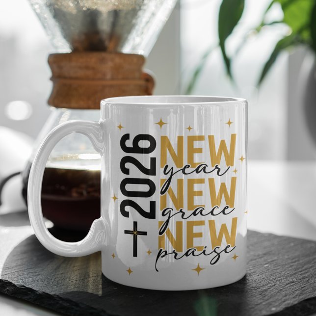Christian 2026 New Year Custom Scripture Cross Kaffeetasse (Black & gold faith design for a hopeful new year.
Change the verse or add your word of the year.)